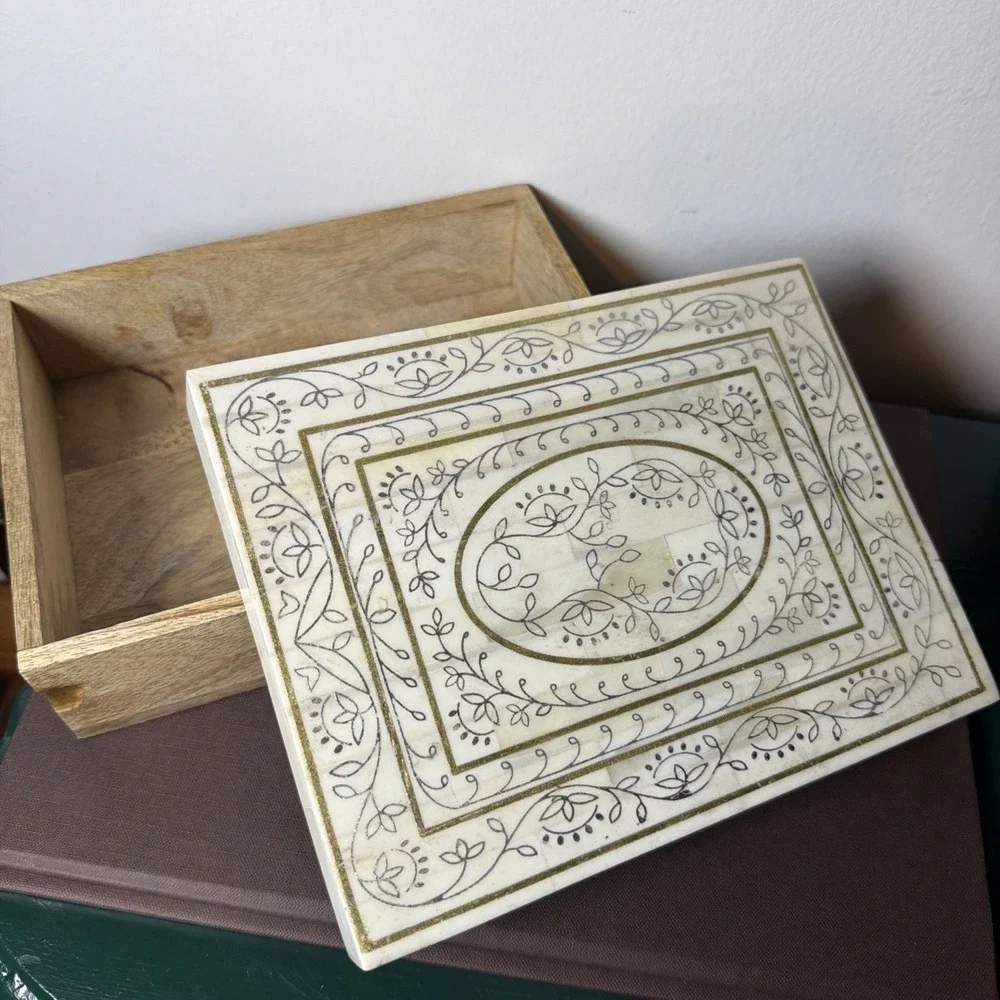 Vintage Wood White Tile Inlay Floral Lid Keepsake Box Boho 8.25'' x 6.25''